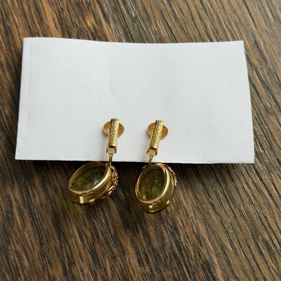 Vintage Sarah Coventry Earrings TOUCH OF ELEGANCE 7326 Green Rhinestone Clip On - Picture 3 of 4